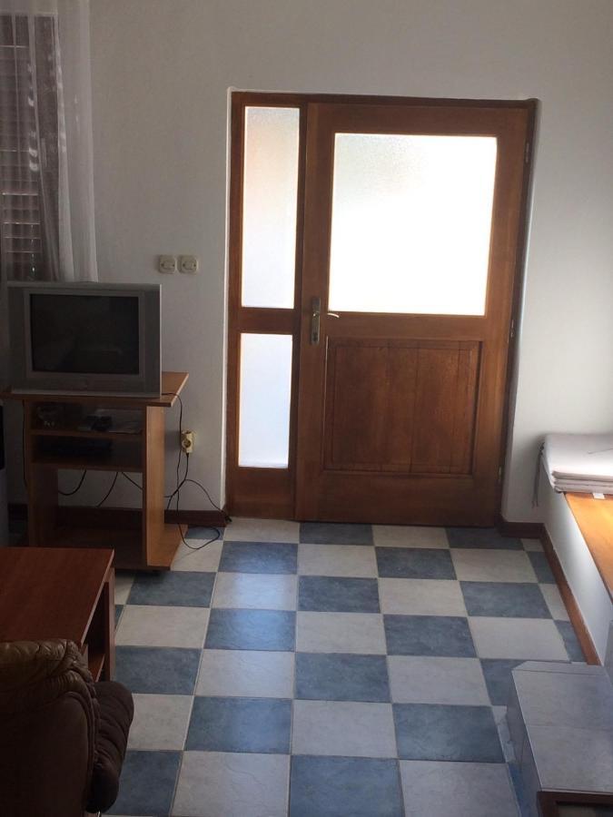 Apartmani Dragica-Prizemlje Kampor Exterior photo